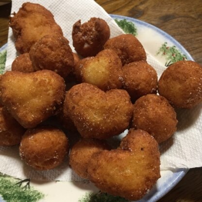 4歳の娘と作りました。簡単でフワフワで美味しかったです( ＾∀＾)